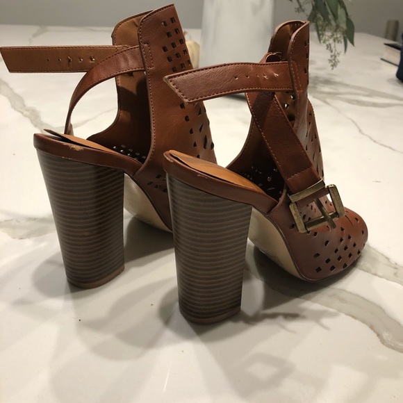 ASOS Cut Out Booties - Picture 3 of 4